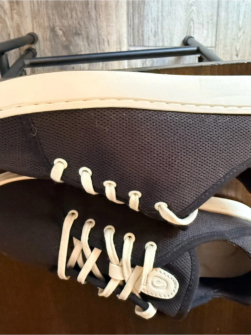 Olukai Pehuea Li Mesh Sneakers women's size 7